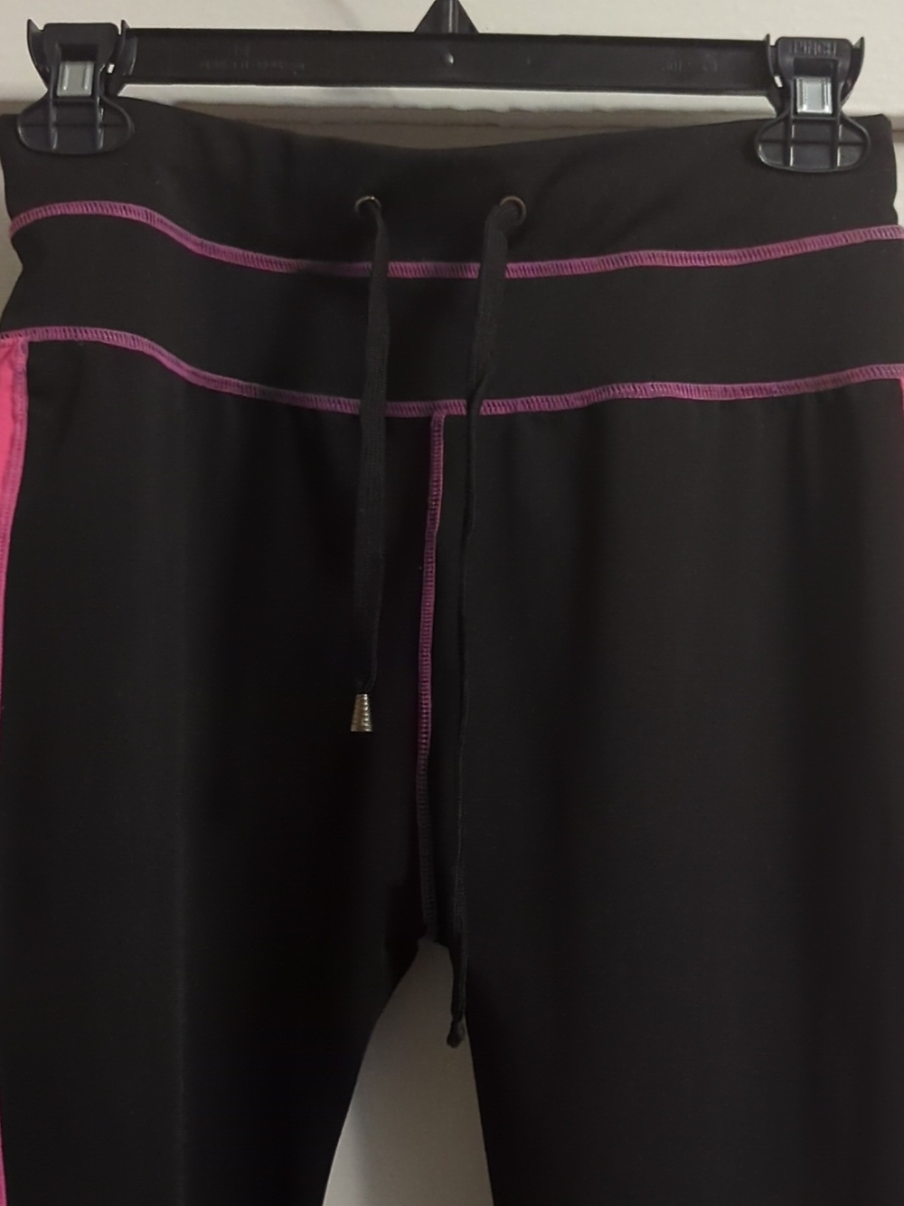 Silver Jeans Black Leggings with Pink Stitching